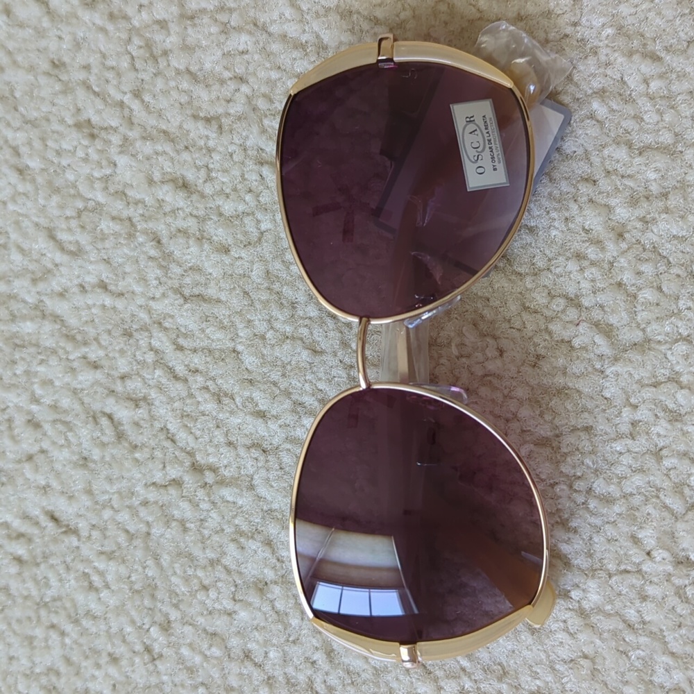 Oscar by Oscar De La Rental sunglasses